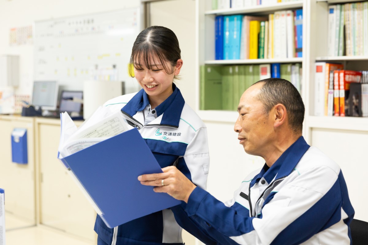 株式会社交通建設