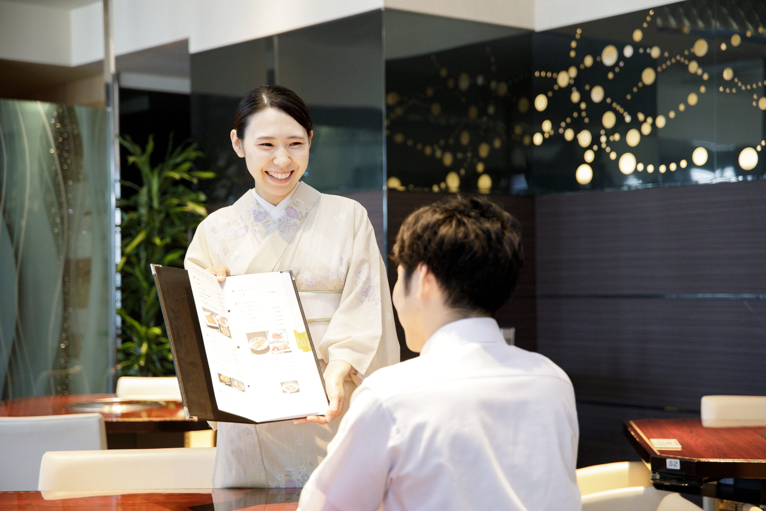 株式会社叙々苑